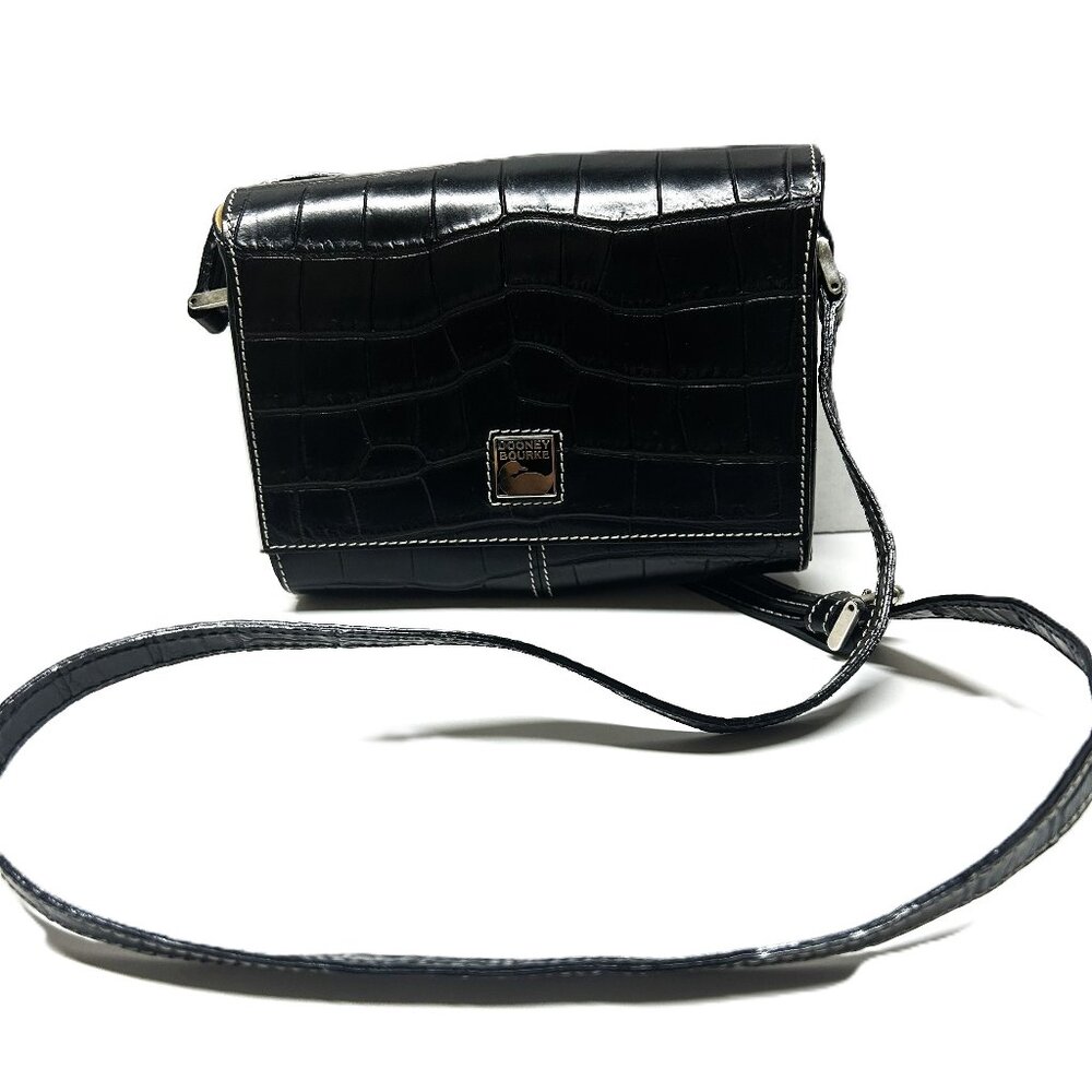 Dooney & Bourke black croc pattern leather crossbody
